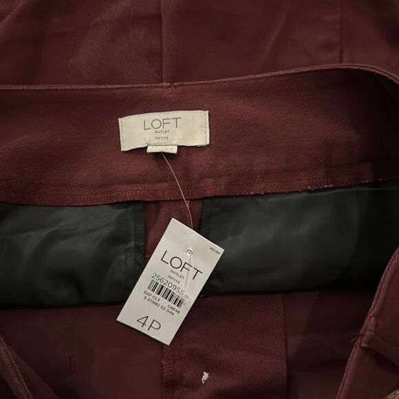 NWT LOFT Outlet Burgundy Front Button Mini Skirt Size 4P - Picture 9 of 10